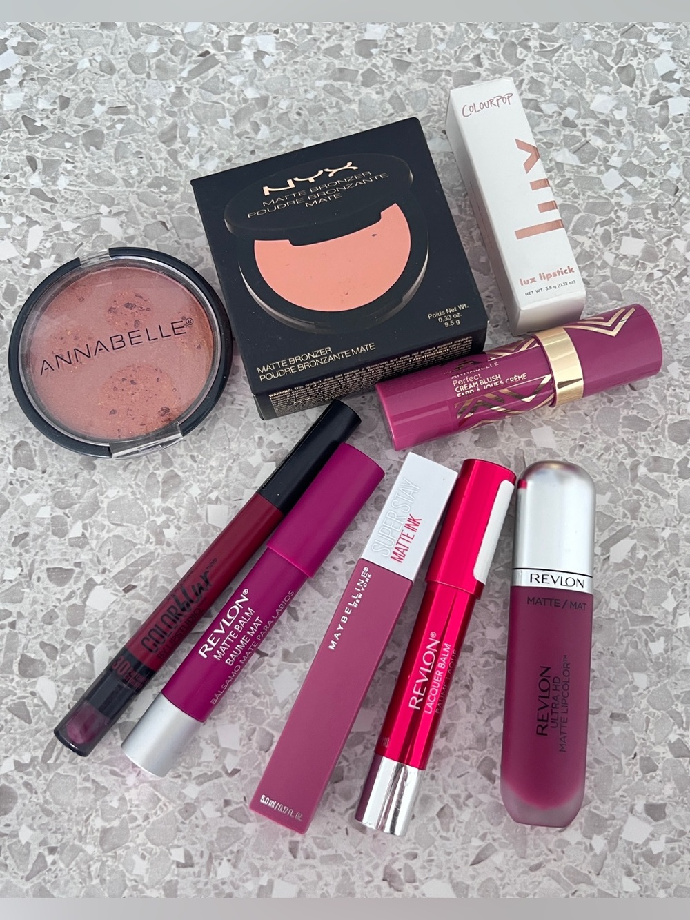 9-Piece Makeup & Lipstick Bundle – New & Gently Used